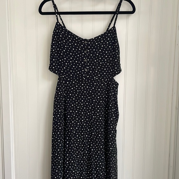 ABERCROMBIE AND FITCH black maxi dress cut out sides NWT smocking pockets XST - Picture 1 of 16